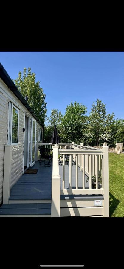 Tarka Holiday Park Ashford  Exterior foto